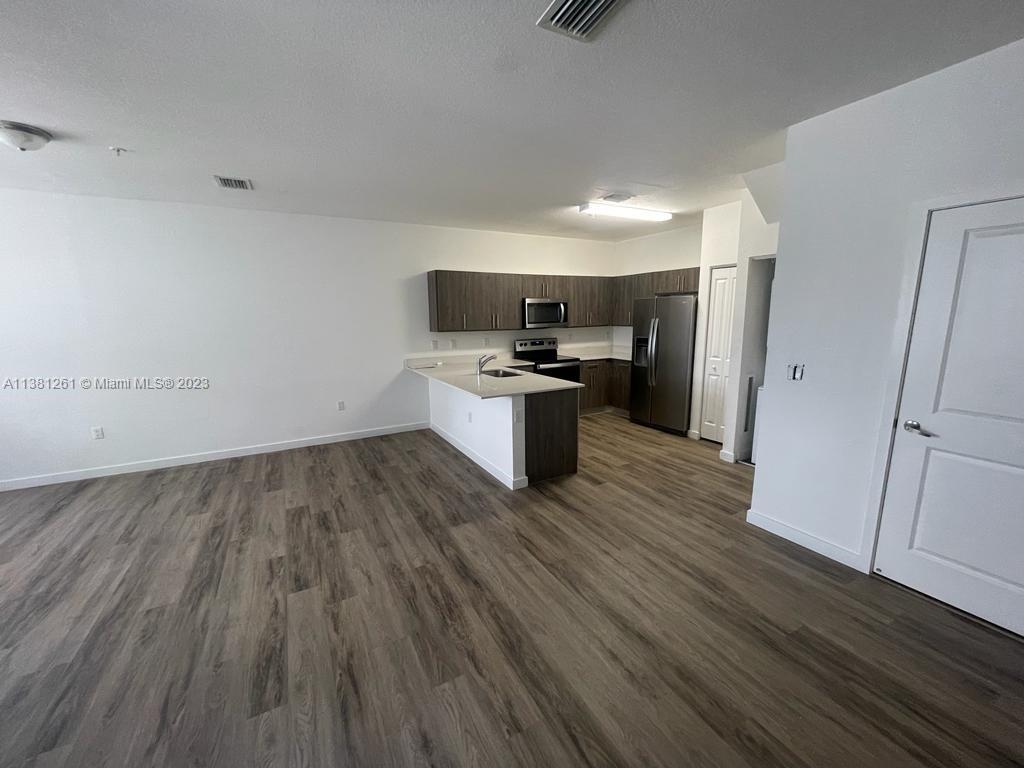 15650 SW 136th St Unit: 209