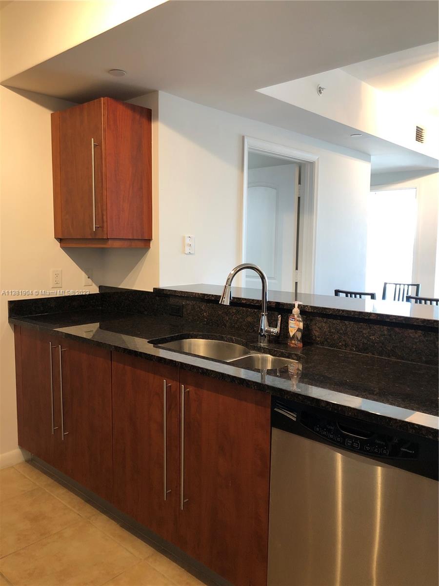 7350 SW 89th St Unit: 2108S