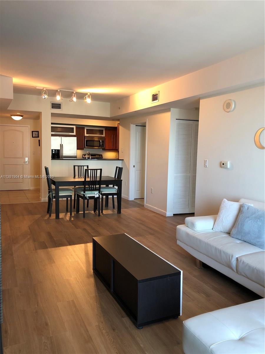 7350 SW 89th St Unit: 2108S