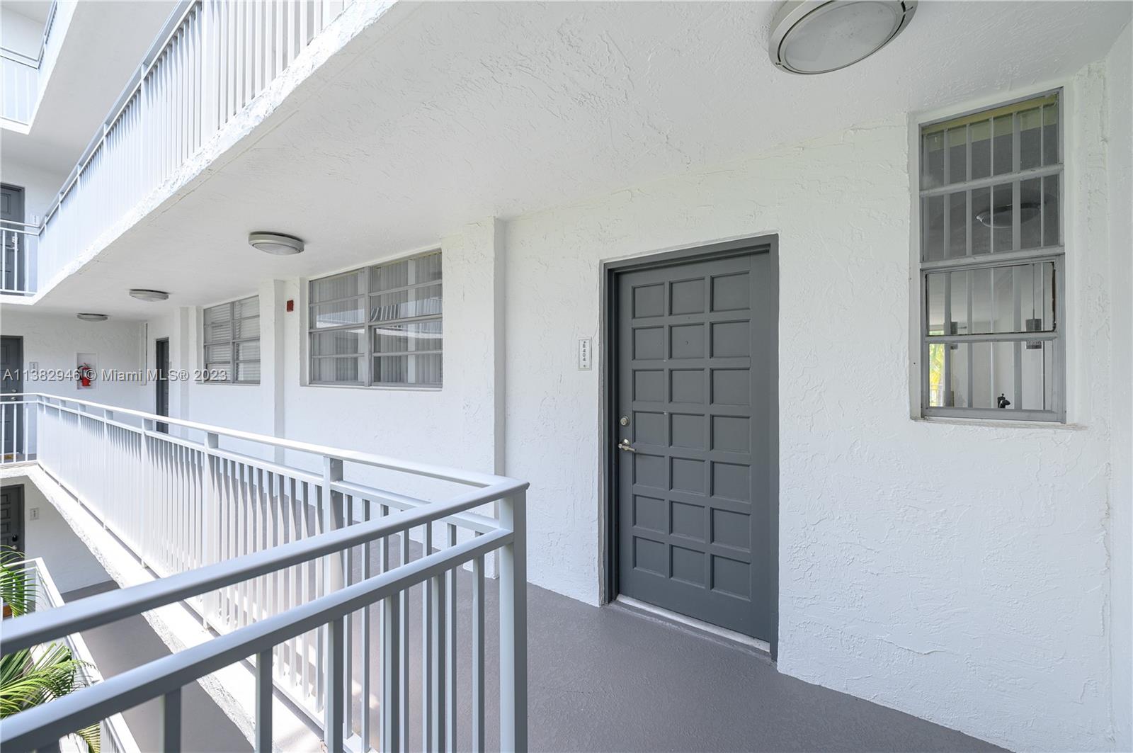 750 NE 64th St Unit: B404