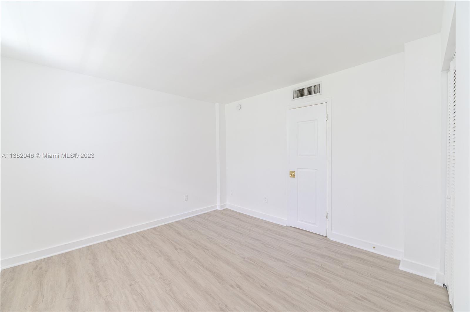 750 NE 64th St Unit: B404