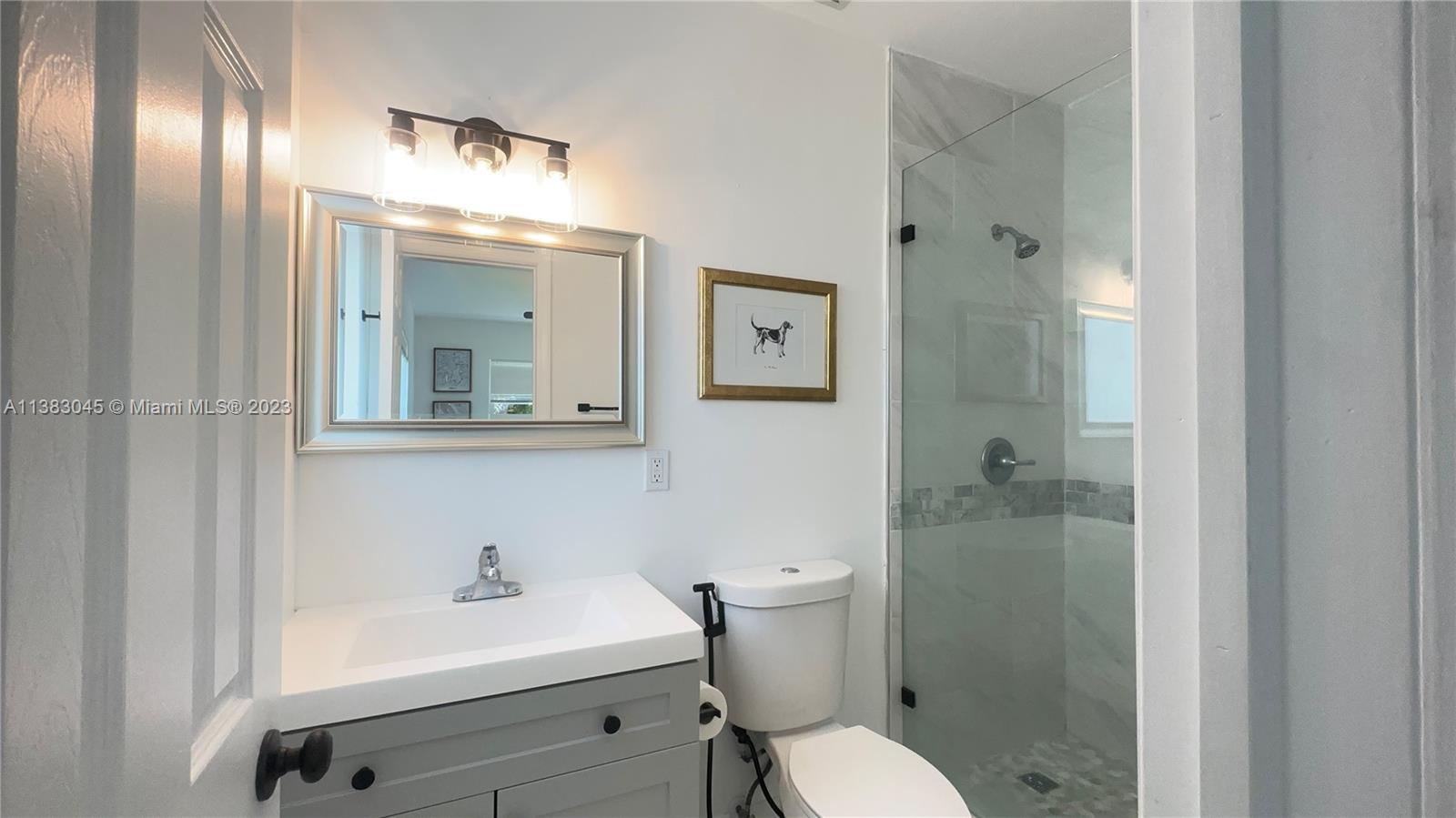 1415 NE 200th Ter Unit: .