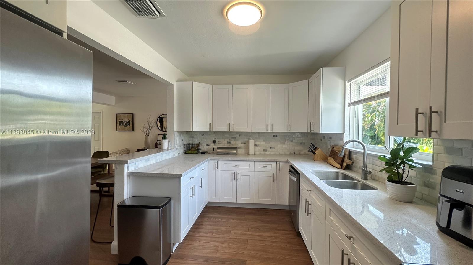 1415 NE 200th Ter Unit: .
