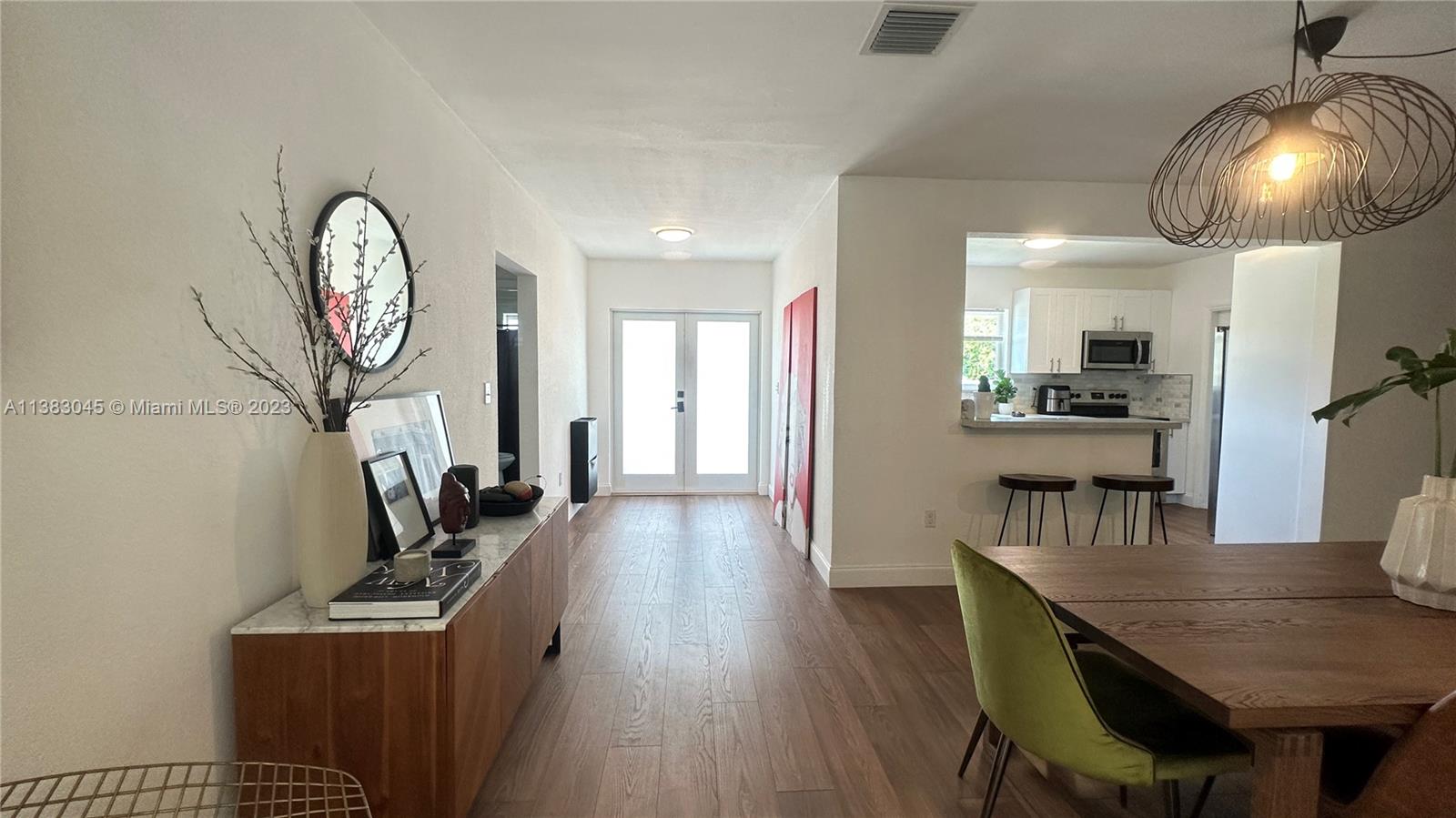 1415 NE 200th Ter Unit: .