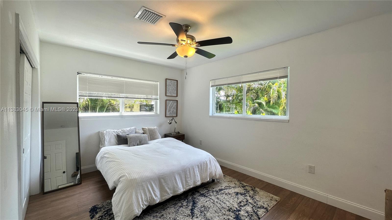 1415 NE 200th Ter Unit: .