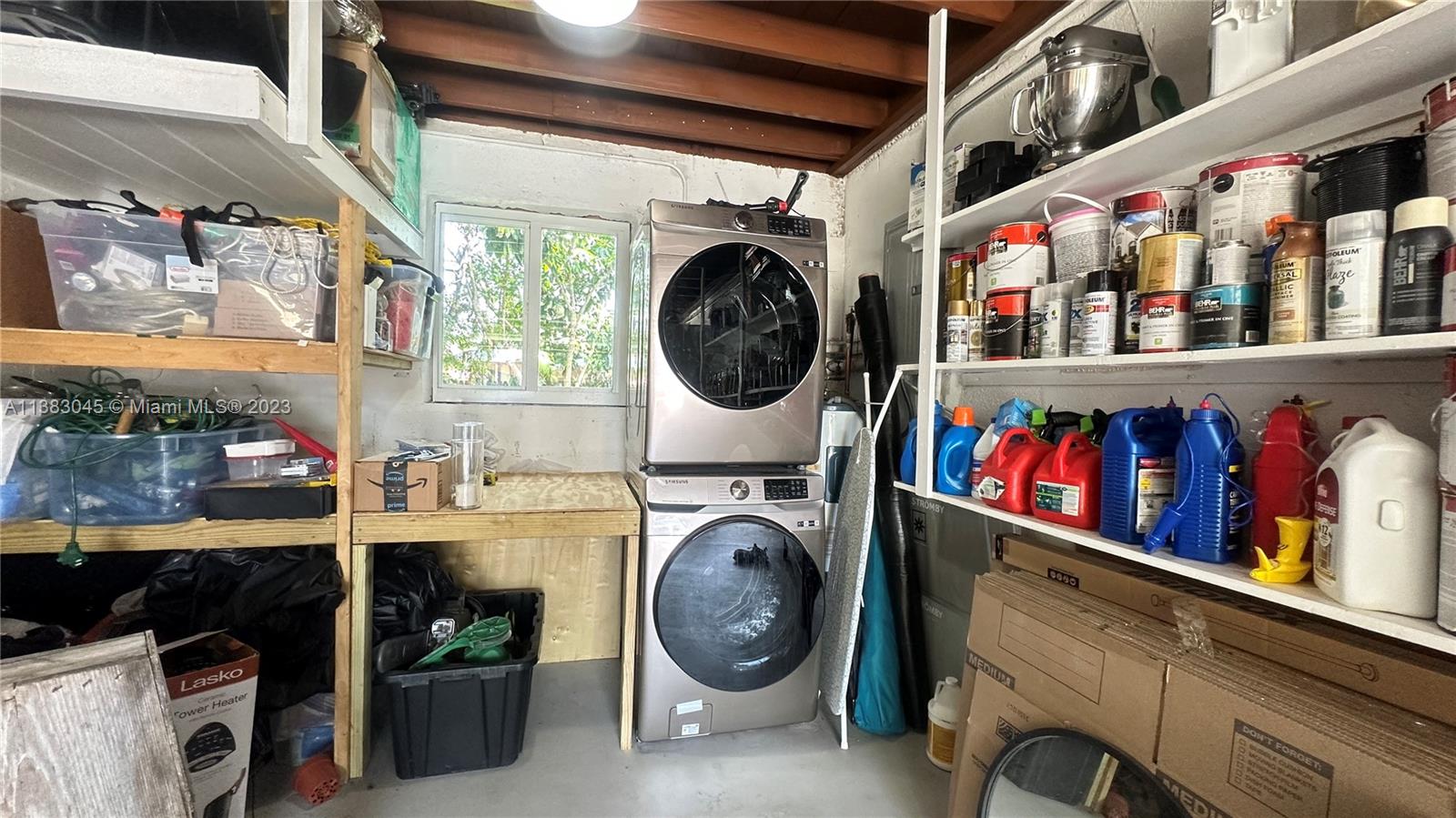 1415 NE 200th Ter Unit: .