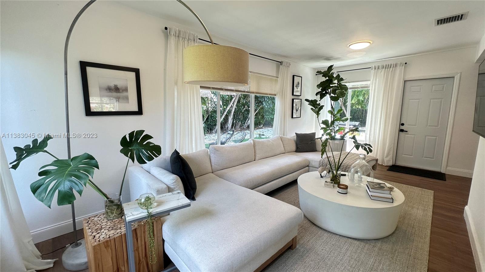 1415 NE 200th Ter Unit: .