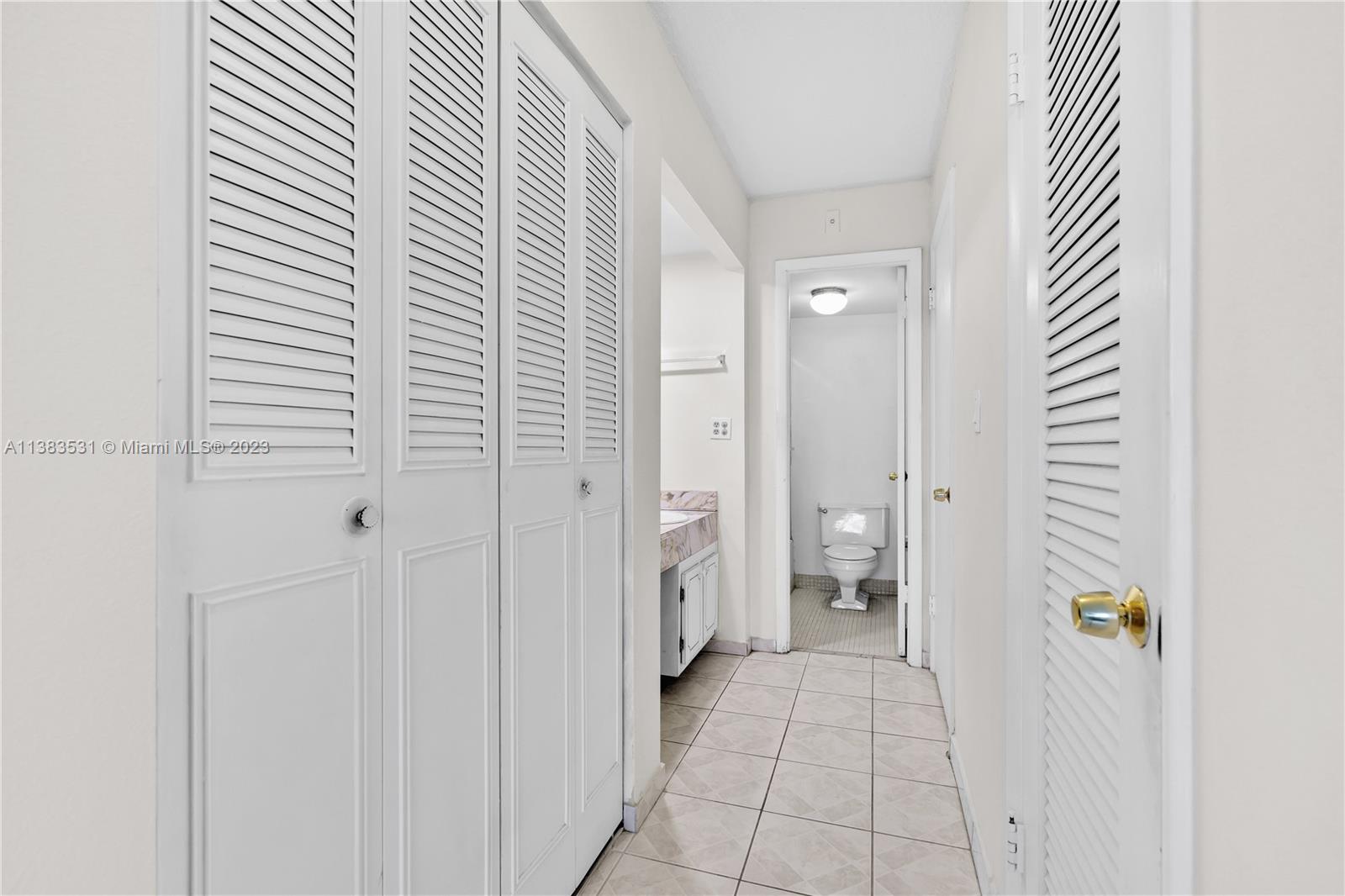 16850 S Glades Dr Unit: 6J