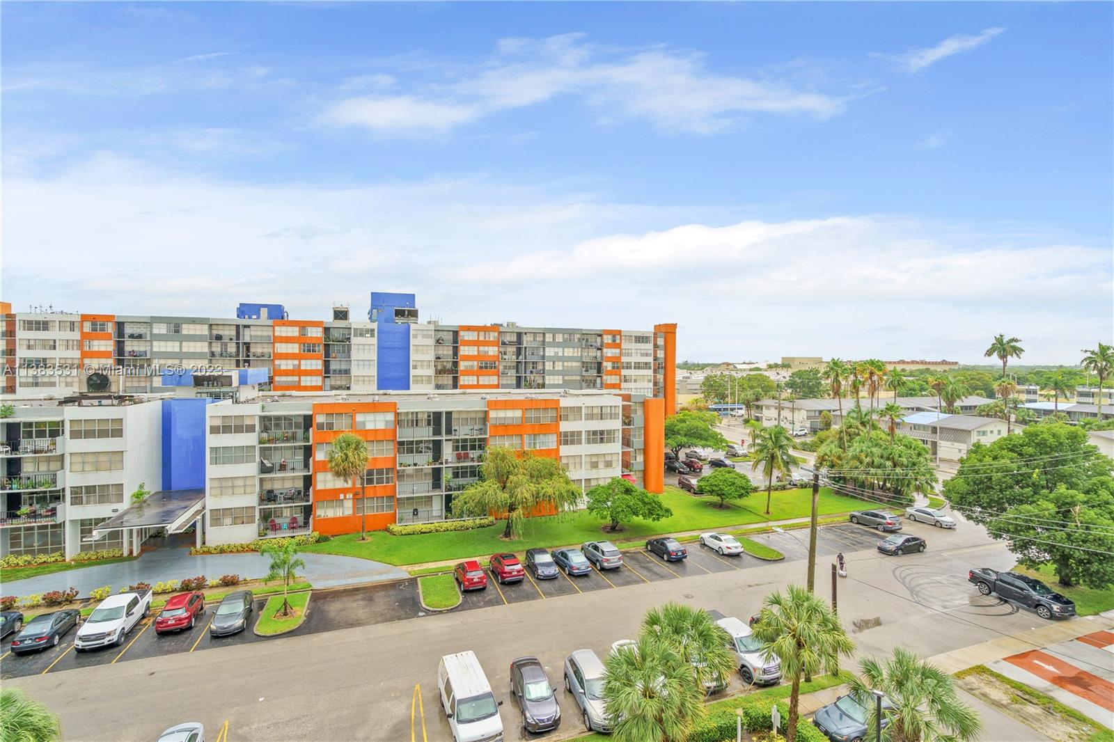16850 S Glades Dr Unit: 6J