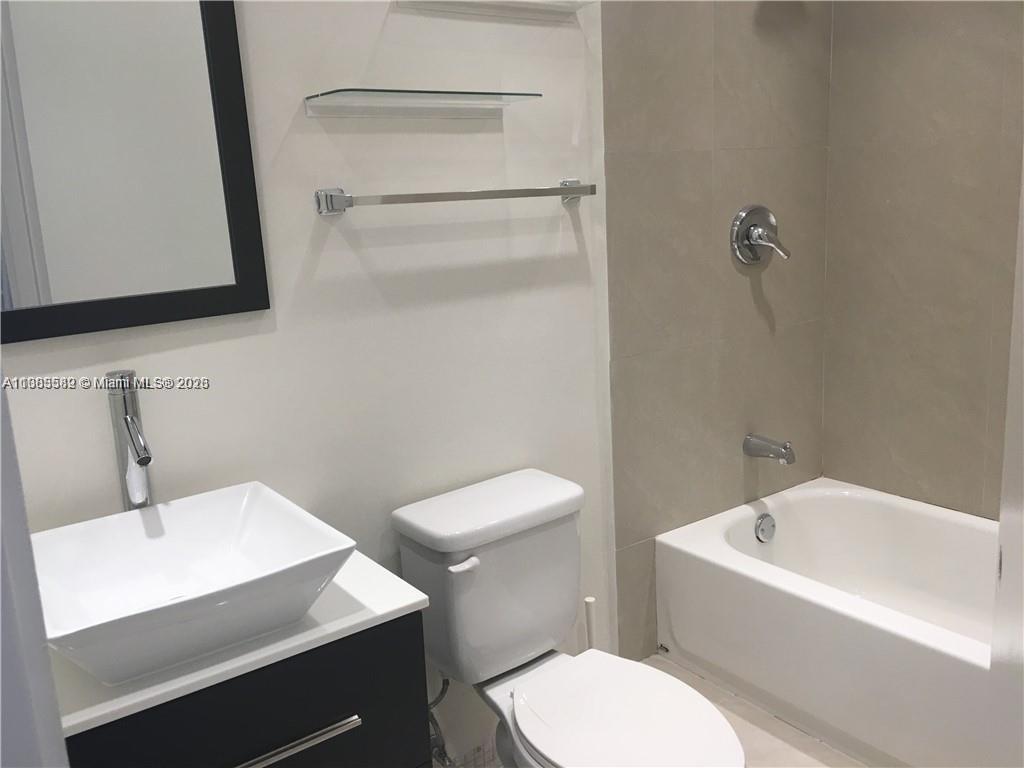 801 Brickell Bay Dr Unit: 965