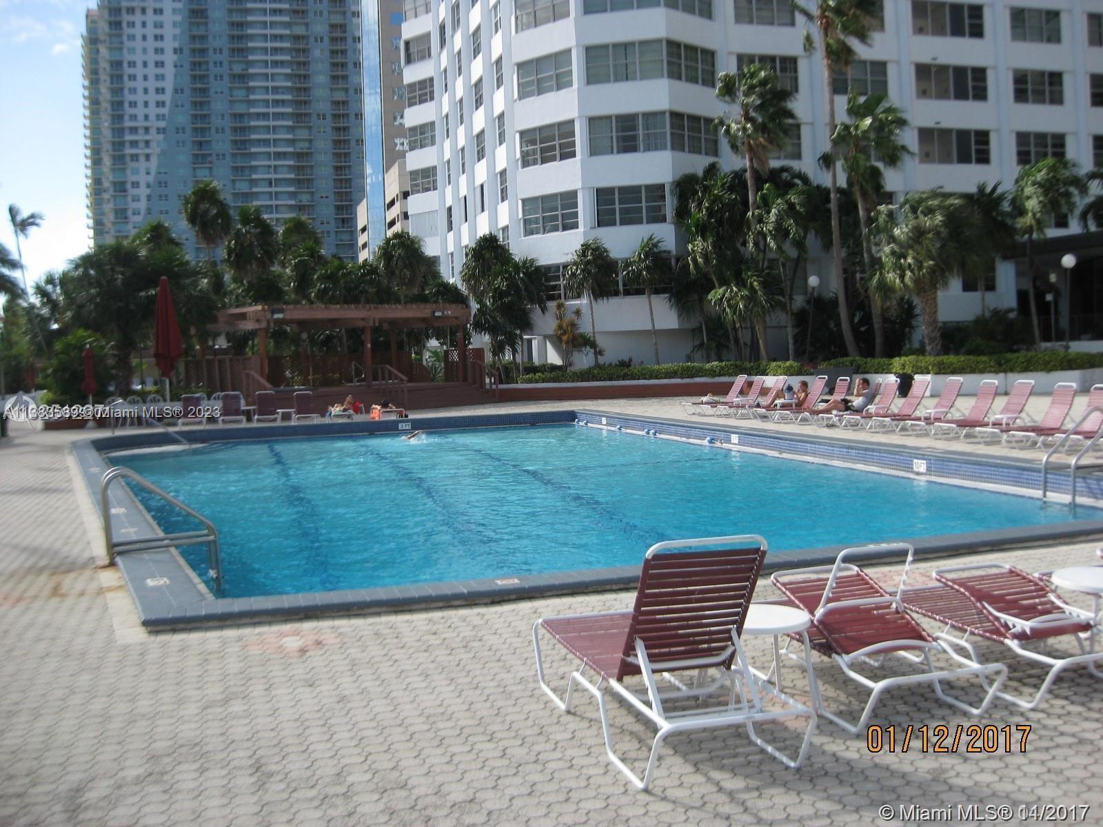 801 Brickell Bay Dr Unit: 965