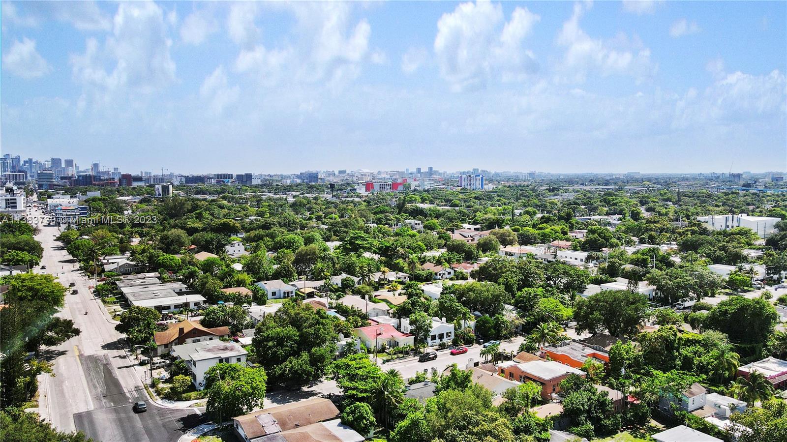 11 NW 47th Ter