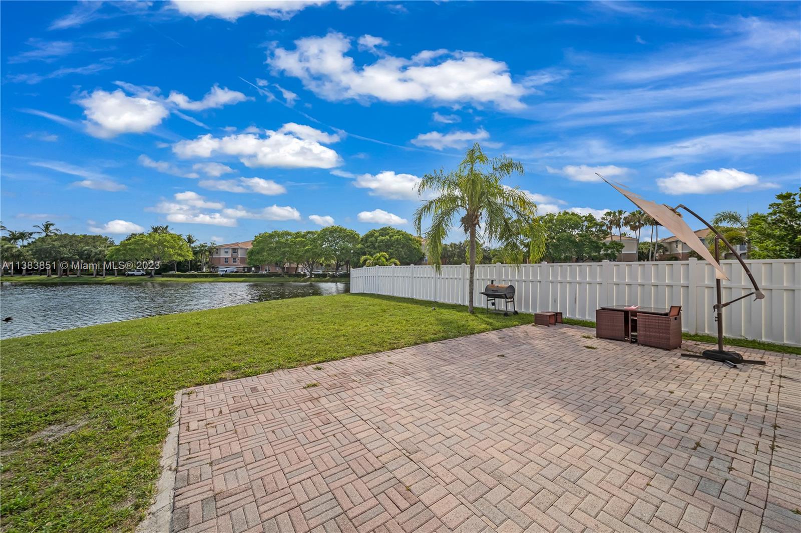 6390 NW 38th Dr