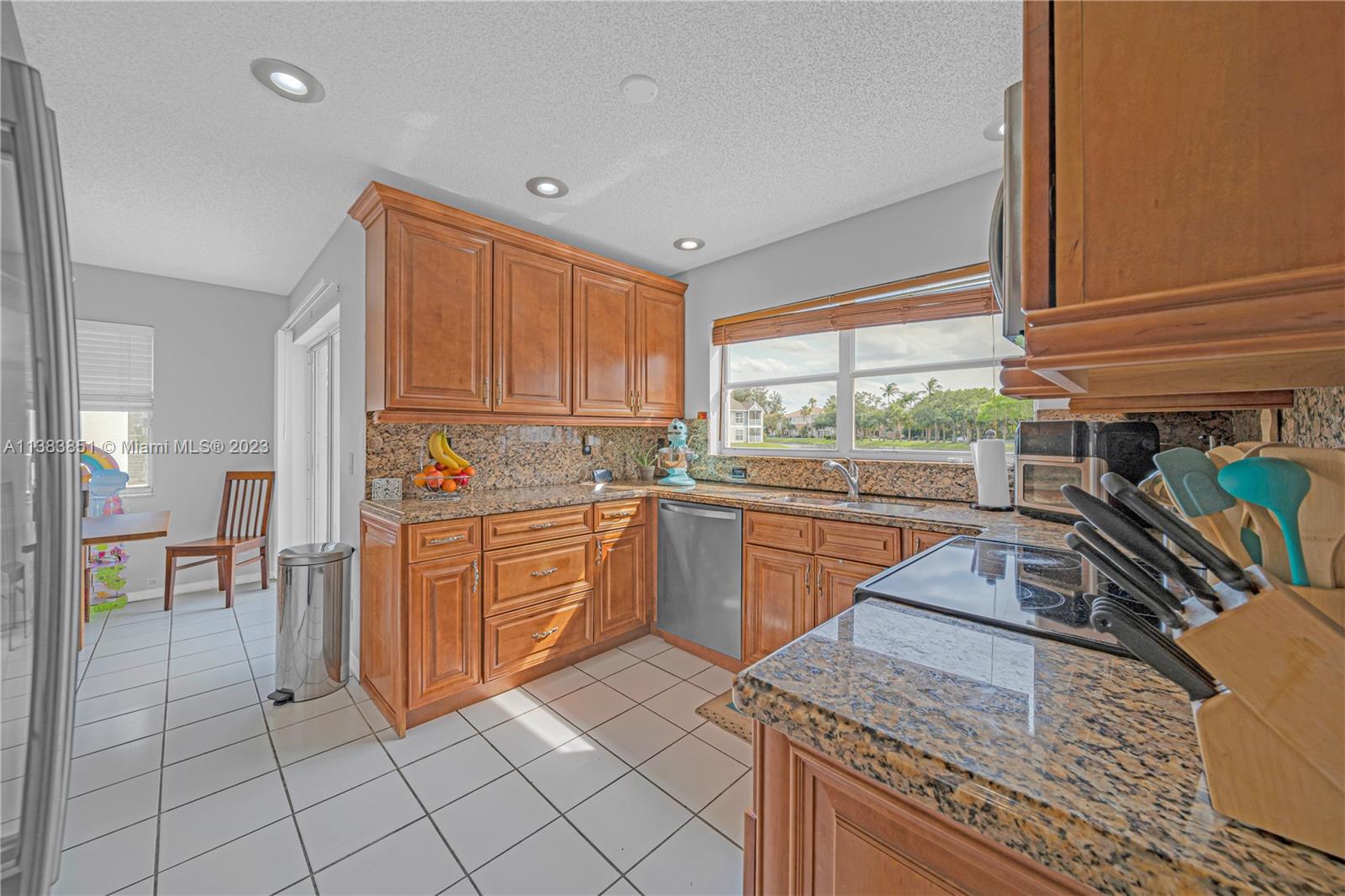 6390 NW 38th Dr