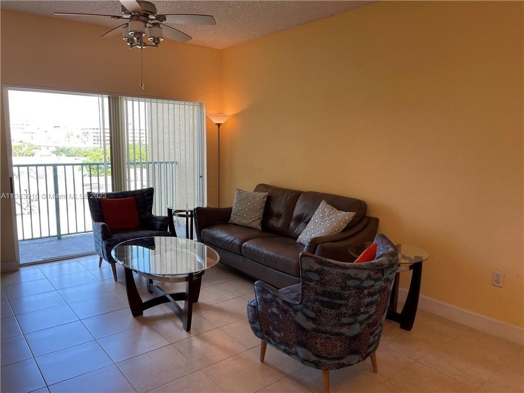 6001 SW 70th St Unit: 502