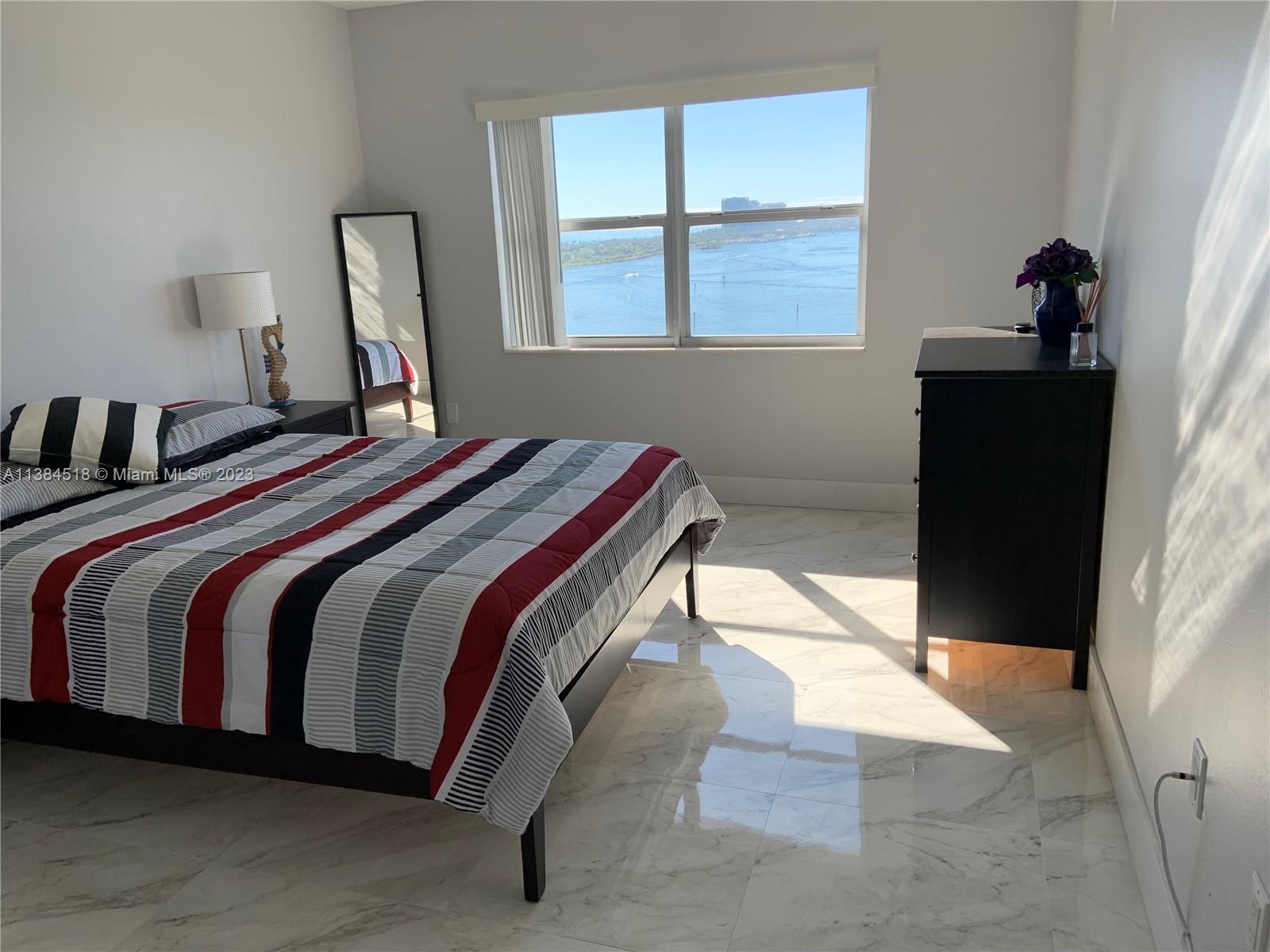 400 Kings Point Dr Unit: 1407