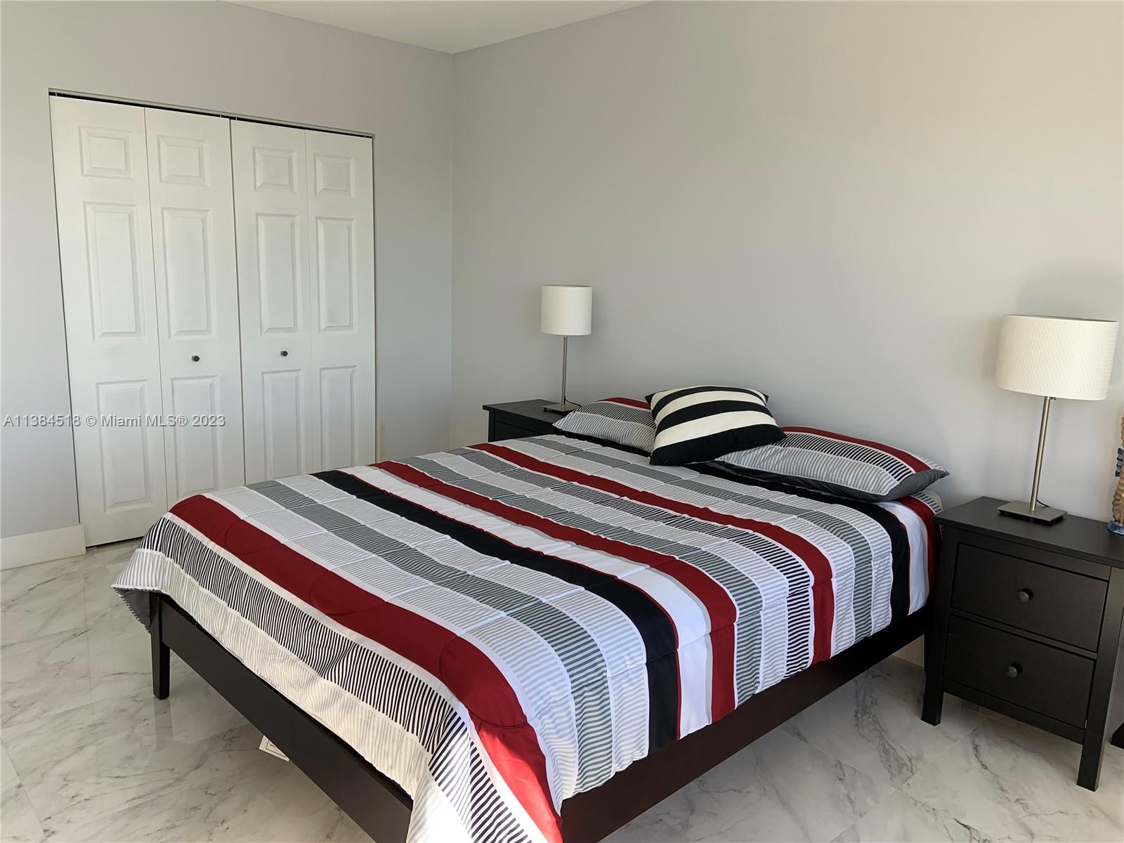 400 Kings Point Dr Unit: 1407