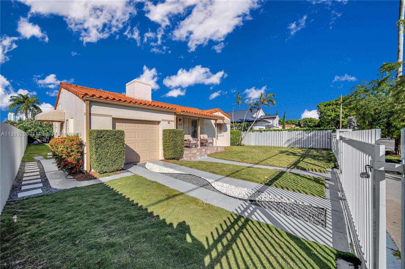 615 SW 21st Rd