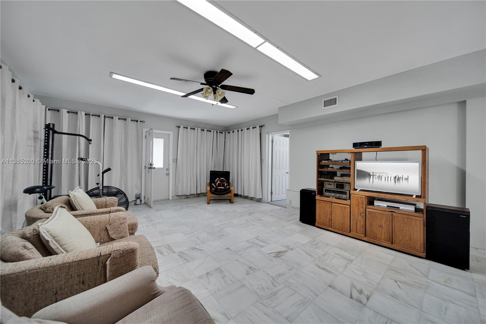 615 SW 21st Rd