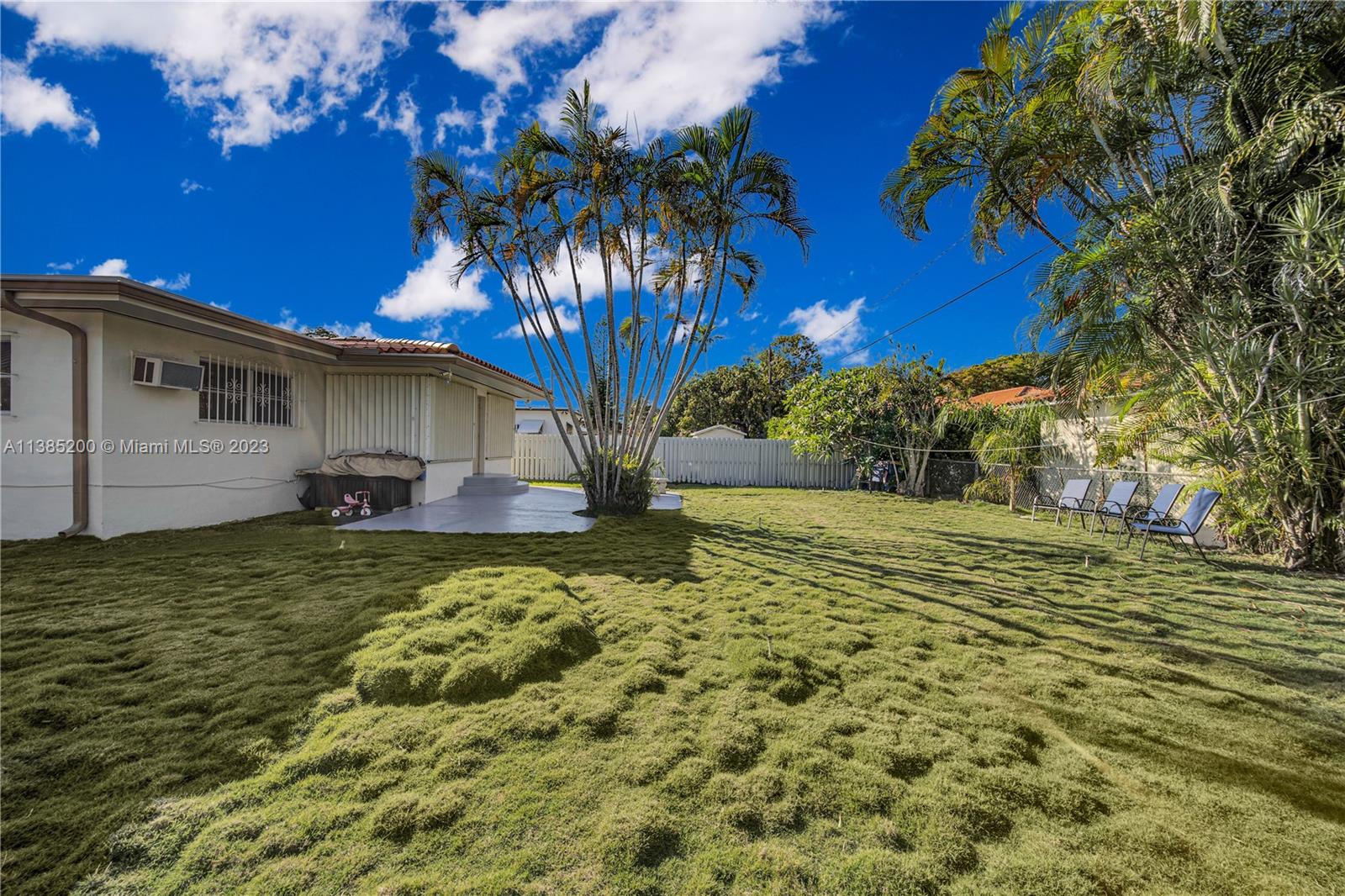 615 SW 21st Rd