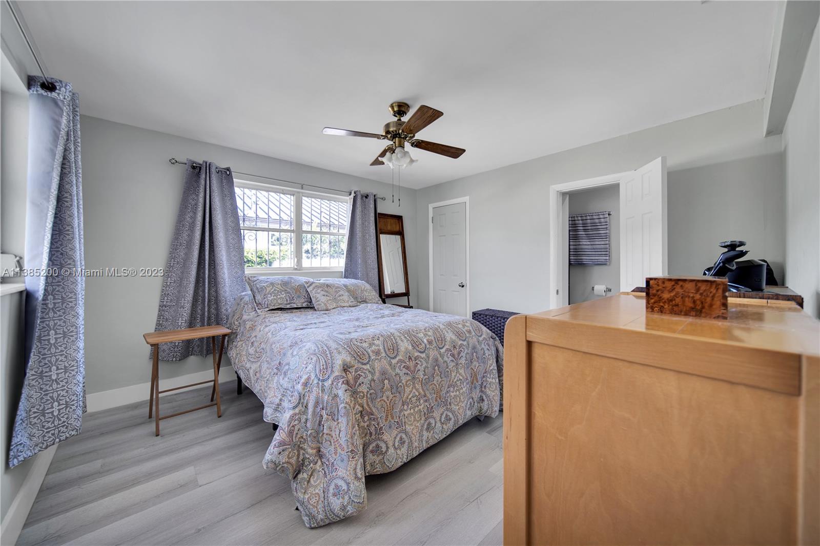 615 SW 21st Rd