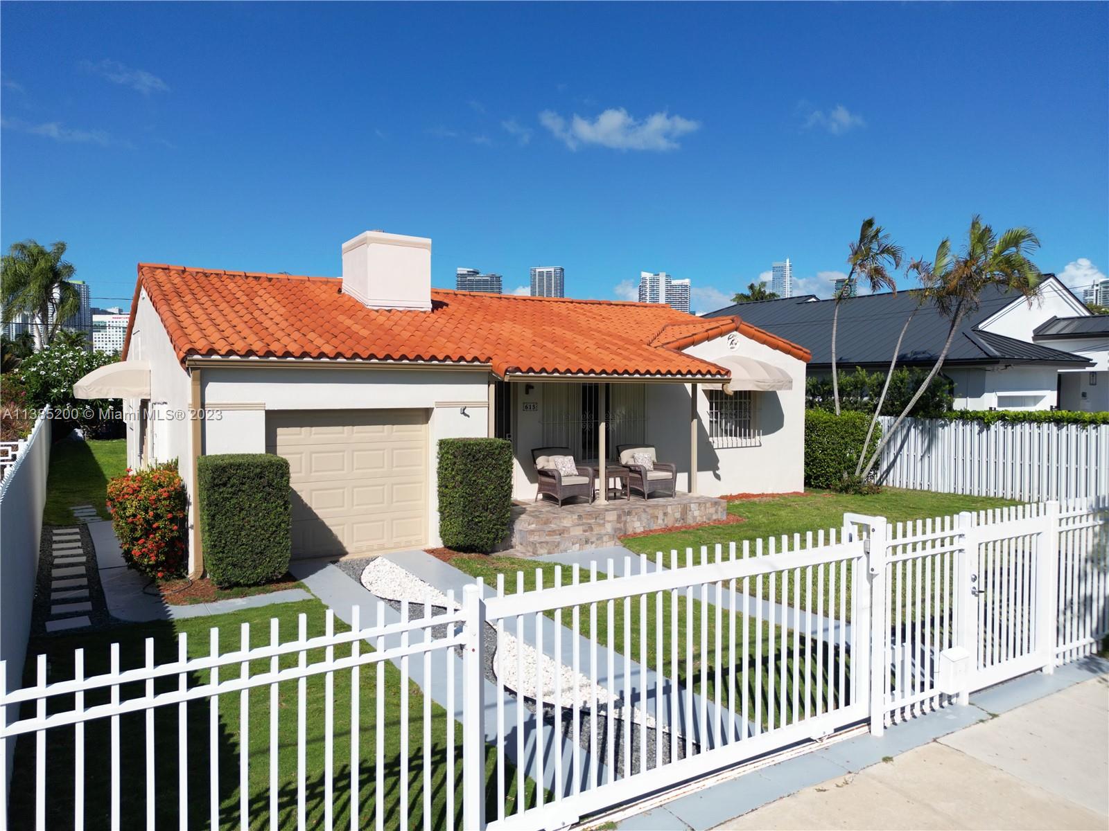 615 SW 21st Rd