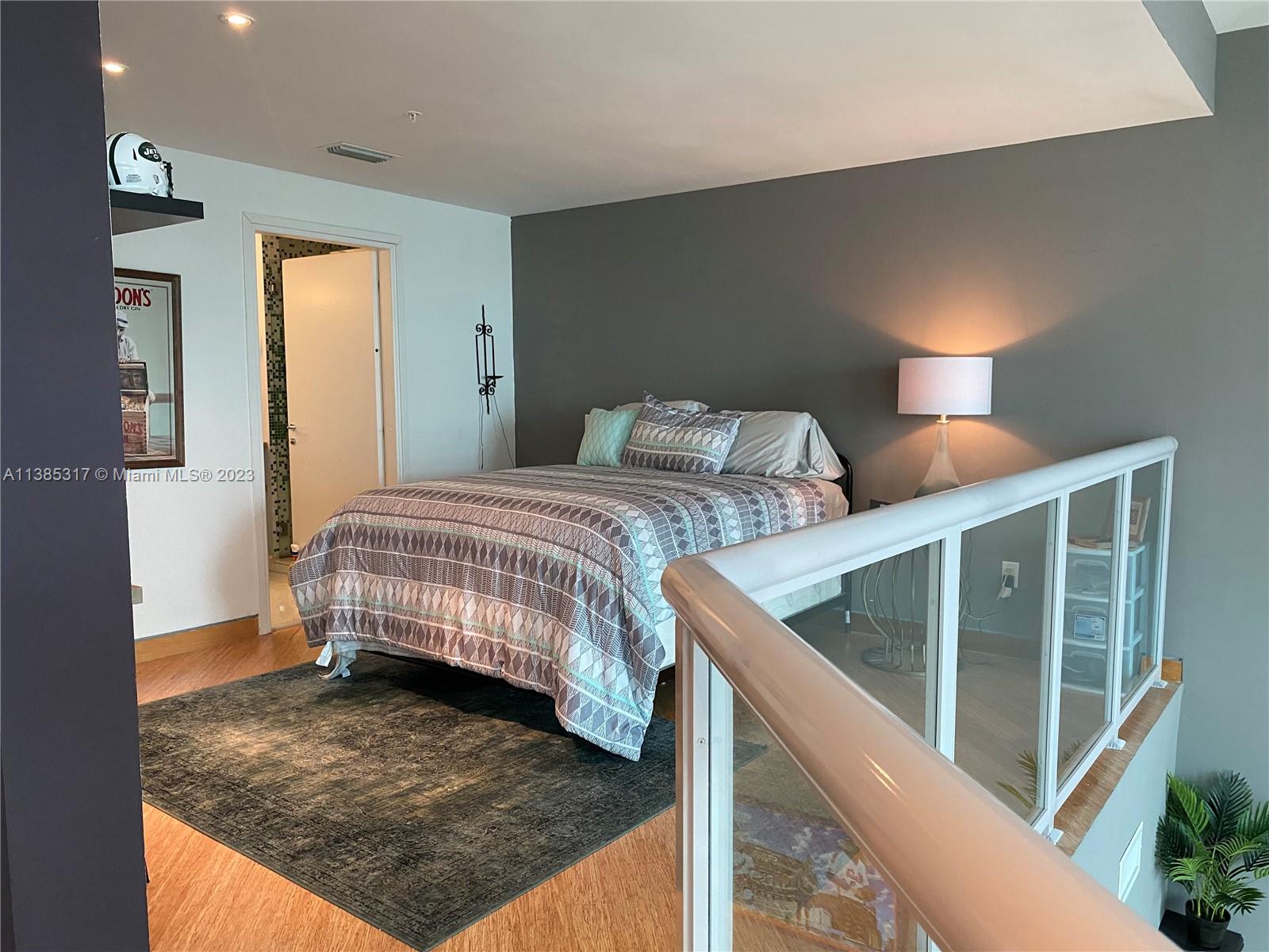 300 S Biscayne Blvd # 620 Unit: L-620