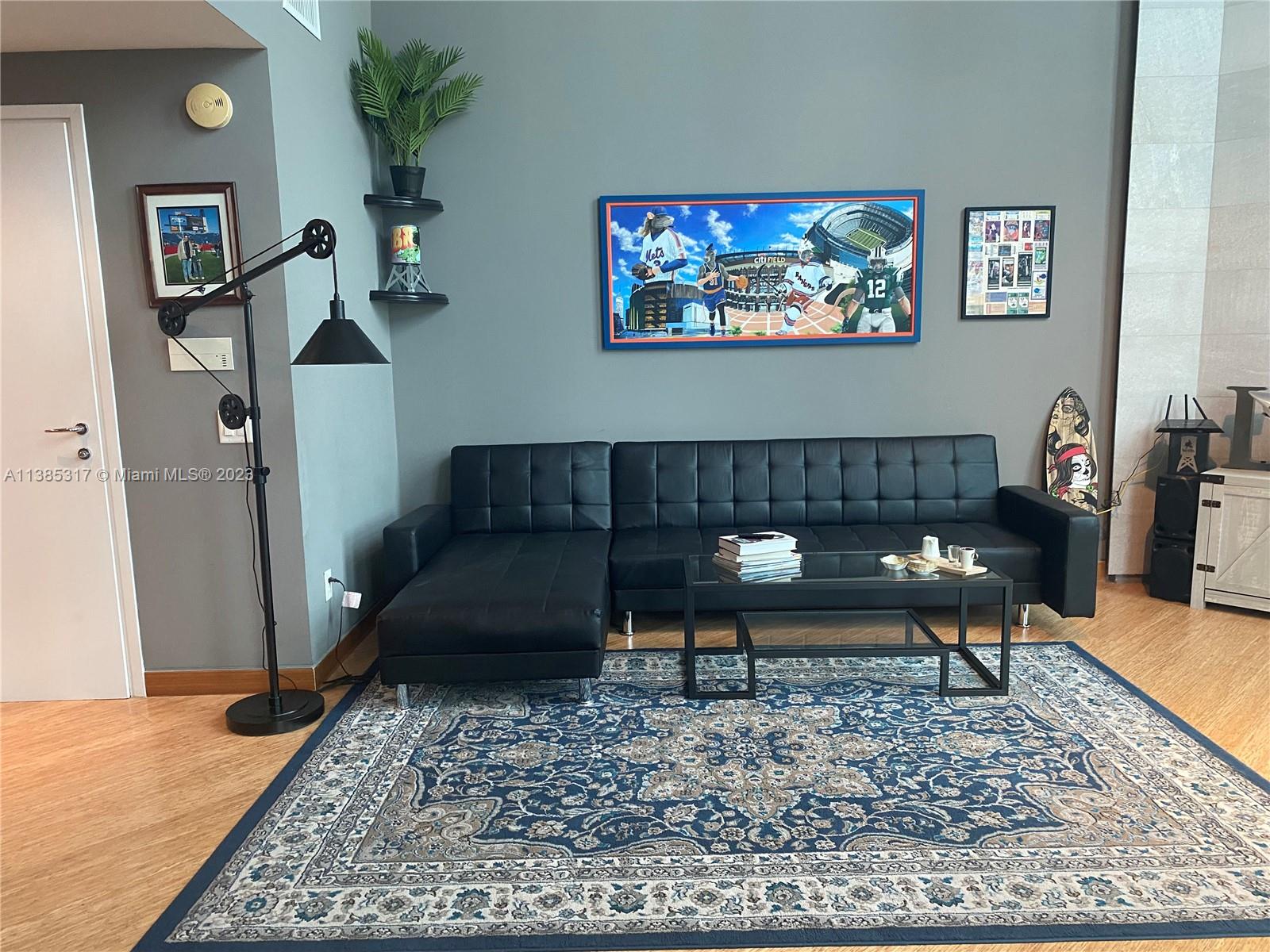 300 S Biscayne Blvd # 620 Unit: L-620