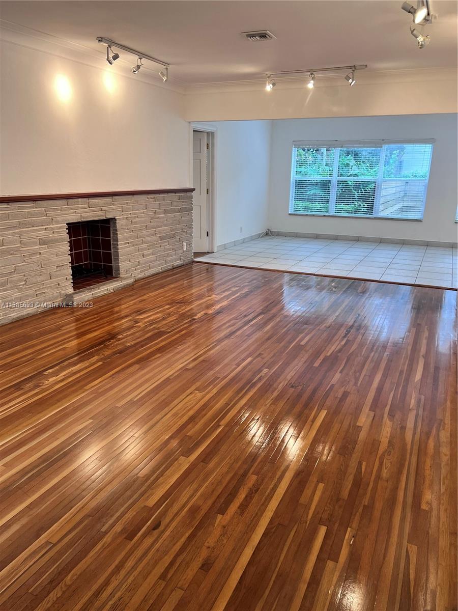 1420 Ortega Ave