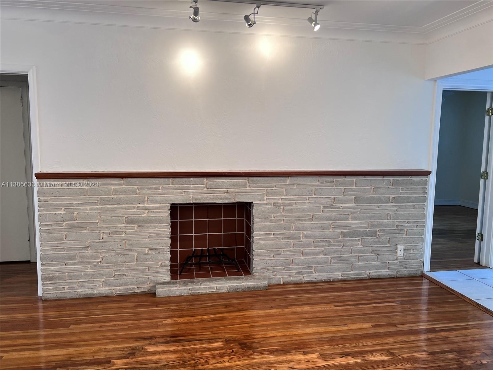 1420 Ortega Ave