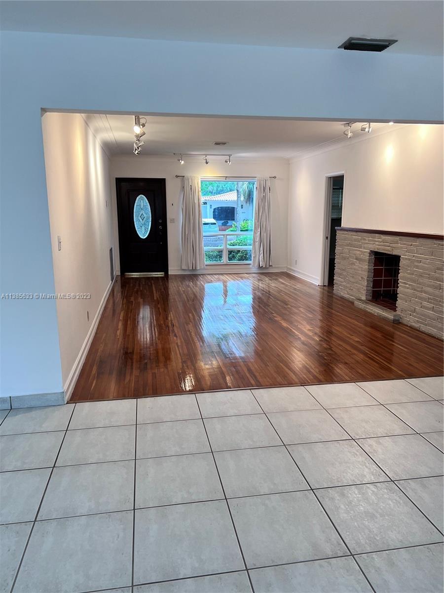 1420 Ortega Ave