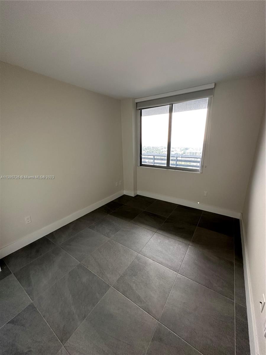 16385 Biscayne Blvd # 2716