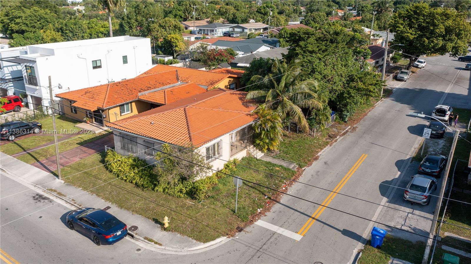 1601 SW 25th Ave