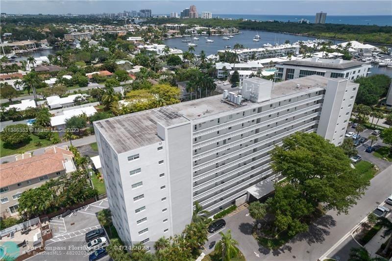 2555 NE 11th St Unit: 901