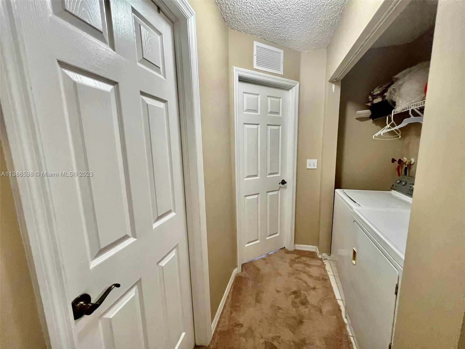 2319 SE 24 AV Unit: 2319