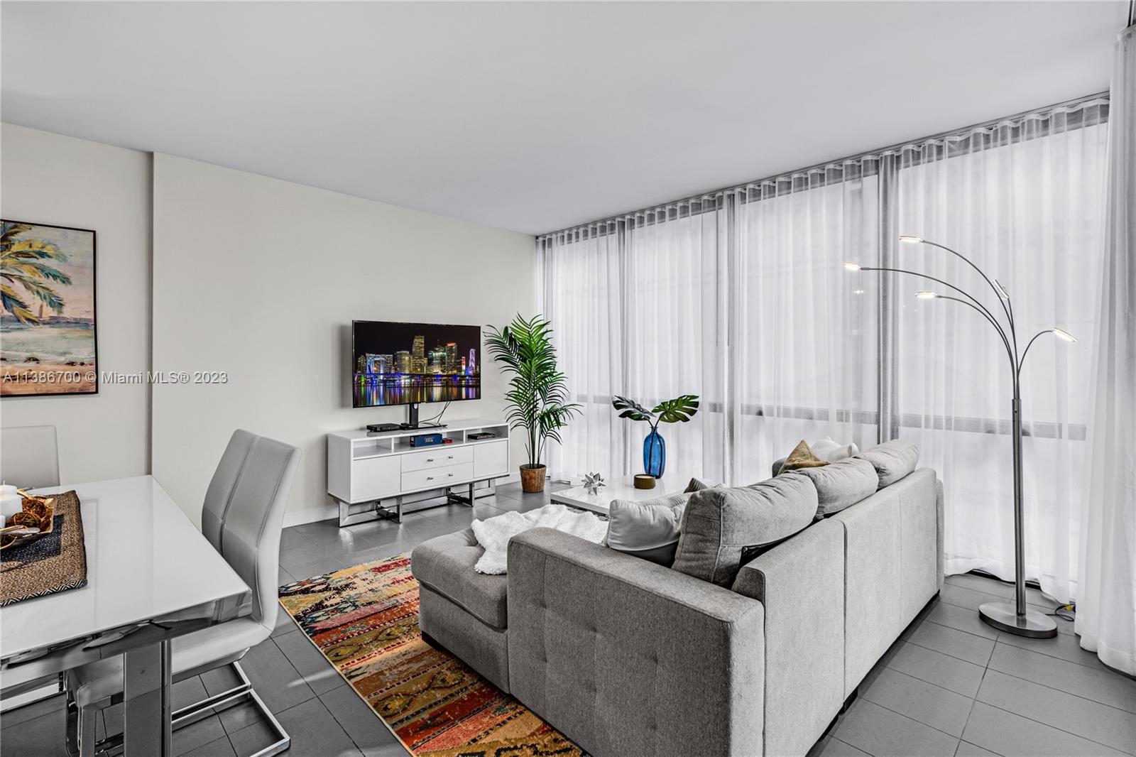1600 NE 1st Ave Unit: 2020