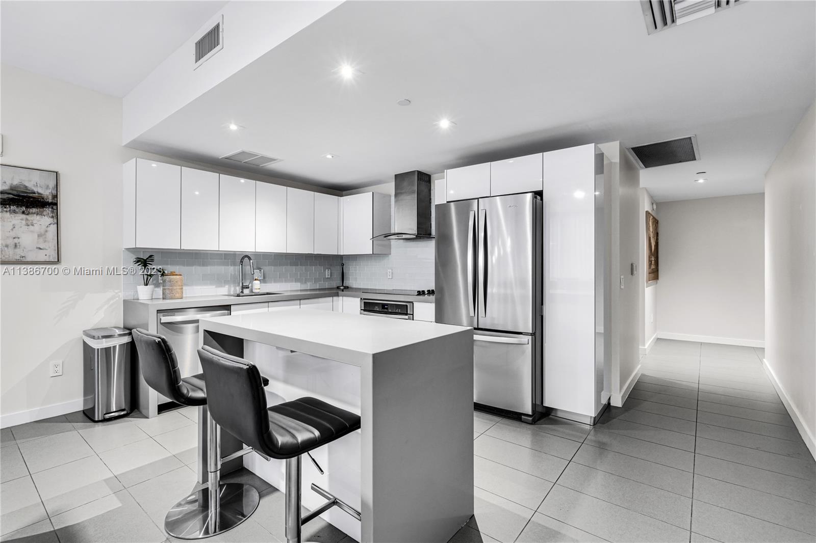 1600 NE 1st Ave Unit: 2020