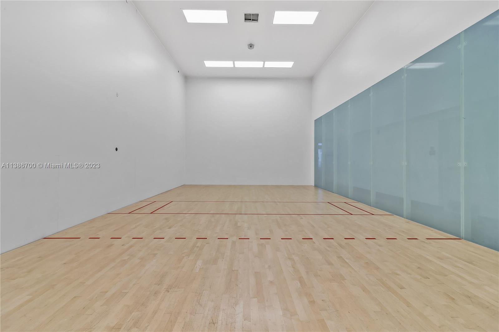 1600 NE 1st Ave Unit: 2020