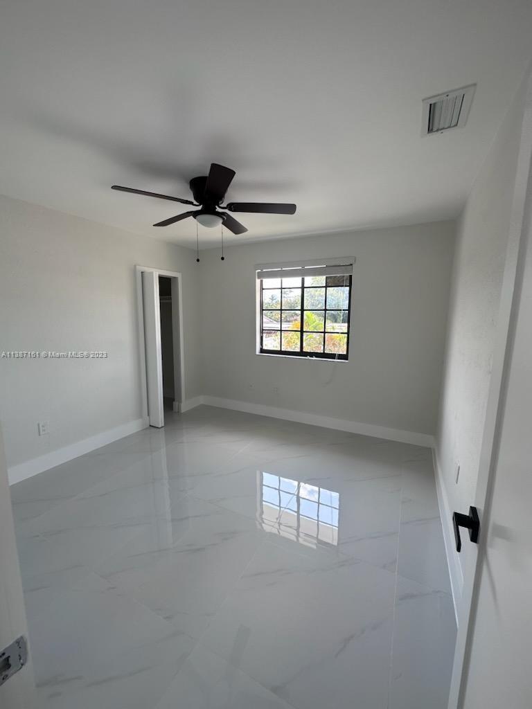 825 NW 33rd Ave Unit: 825