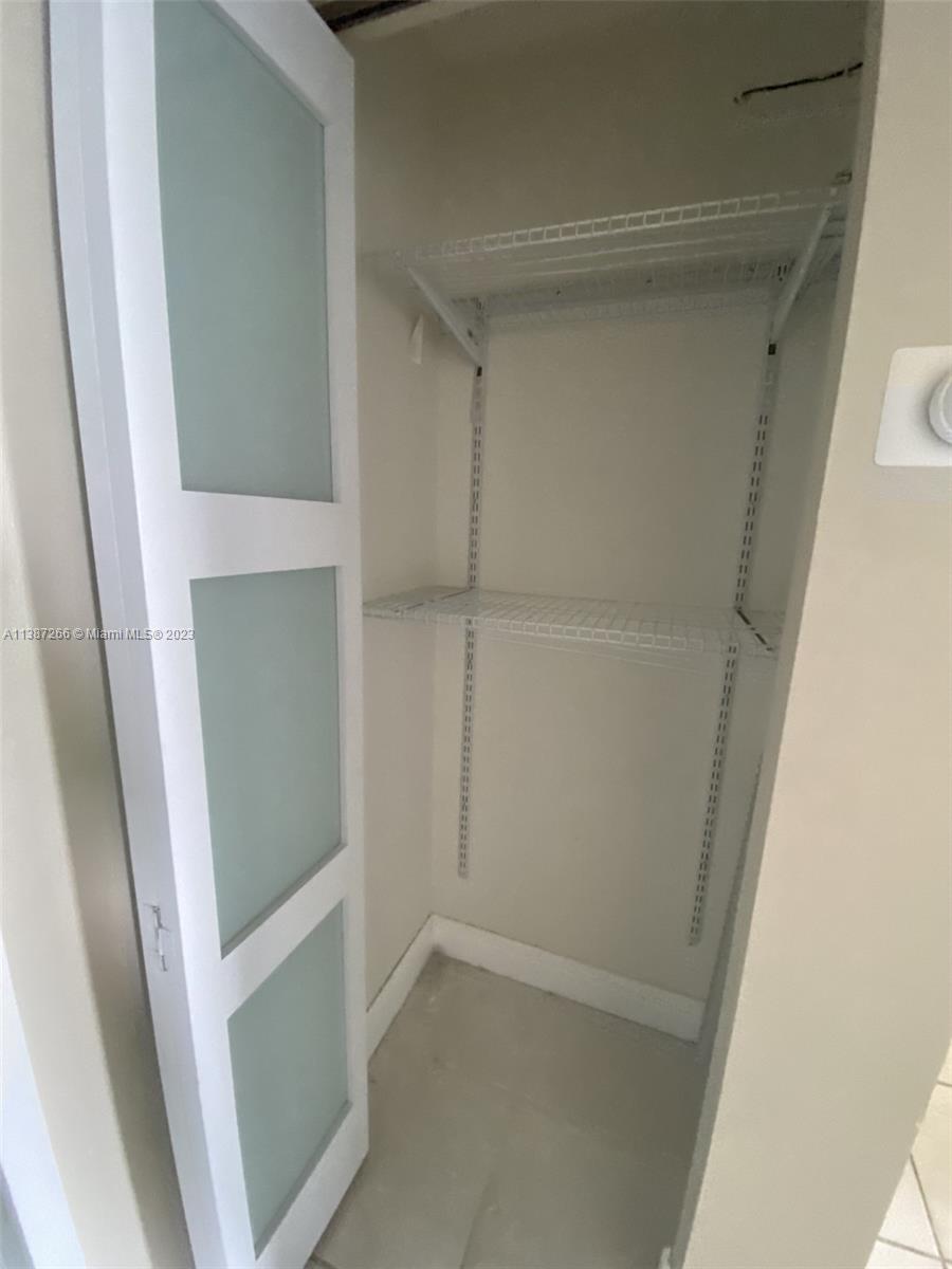 100 Bayview Dr Unit: 618