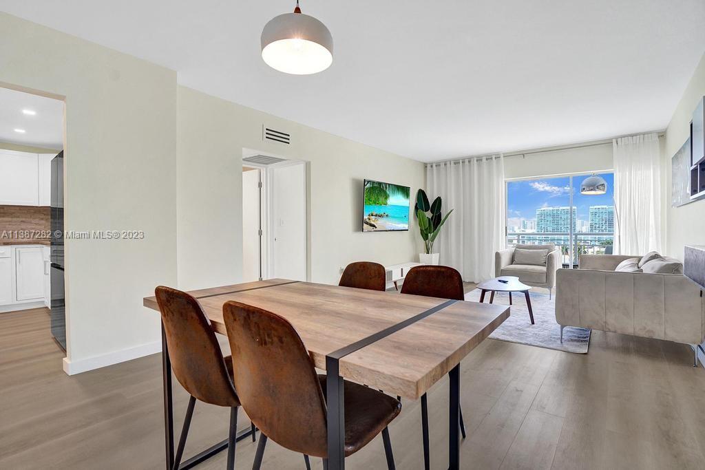 400 Kings Point Dr Unit: 1016