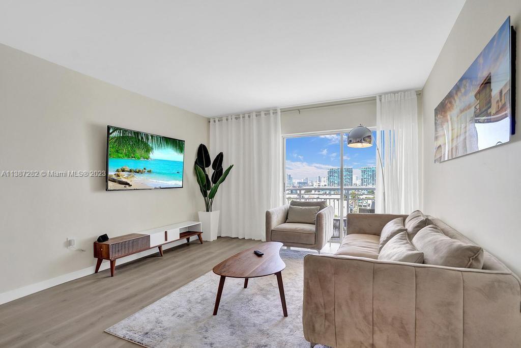 400 Kings Point Dr Unit: 1016