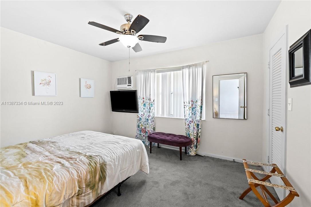 2616 NE 30th Pl # 209A