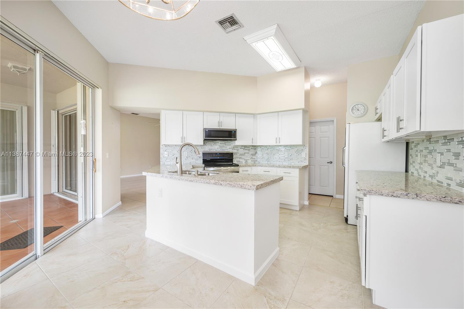 2380 SE 7th Pl