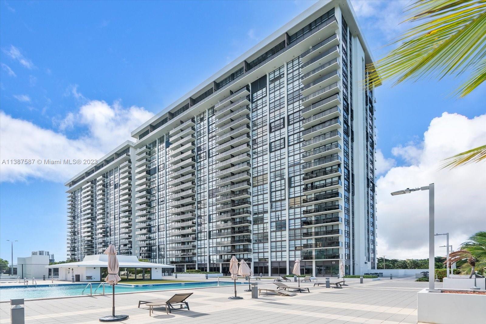 600 NE 36th St Unit: 1417