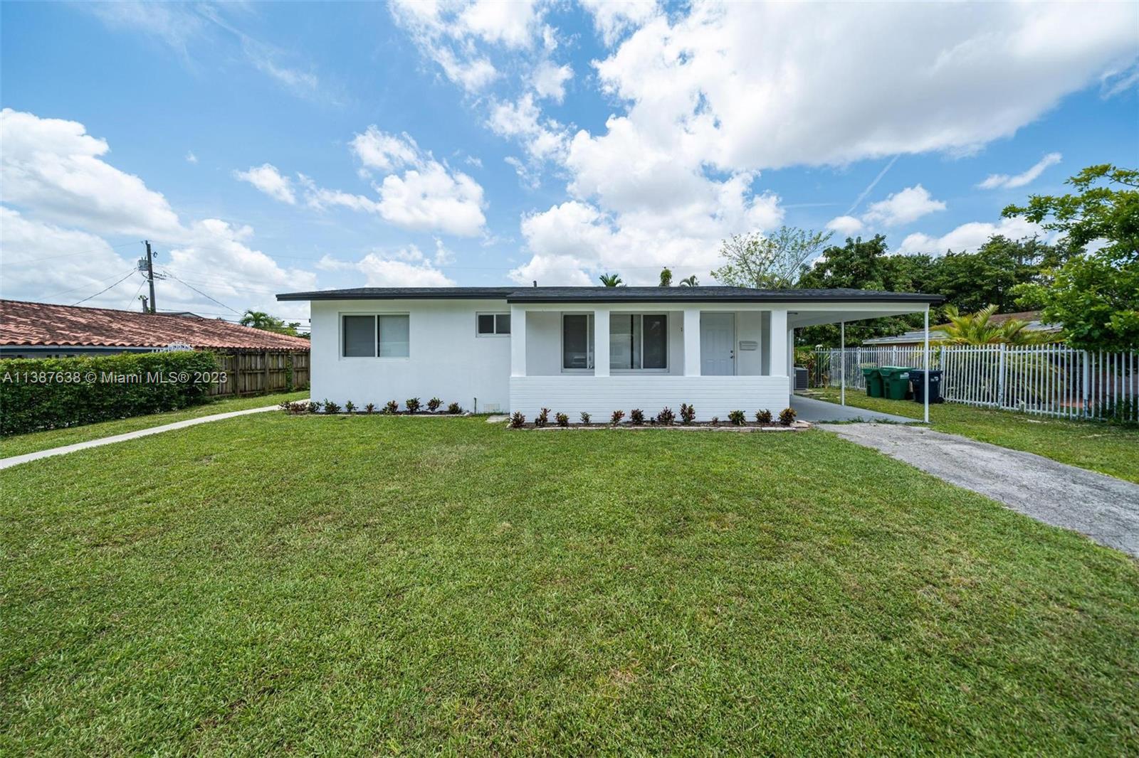 1810 SW 70th Ave Unit: 1810