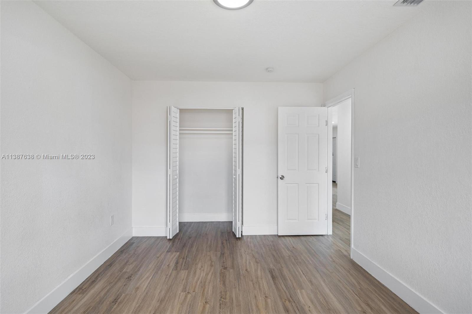 1810 SW 70th Ave Unit: 1810