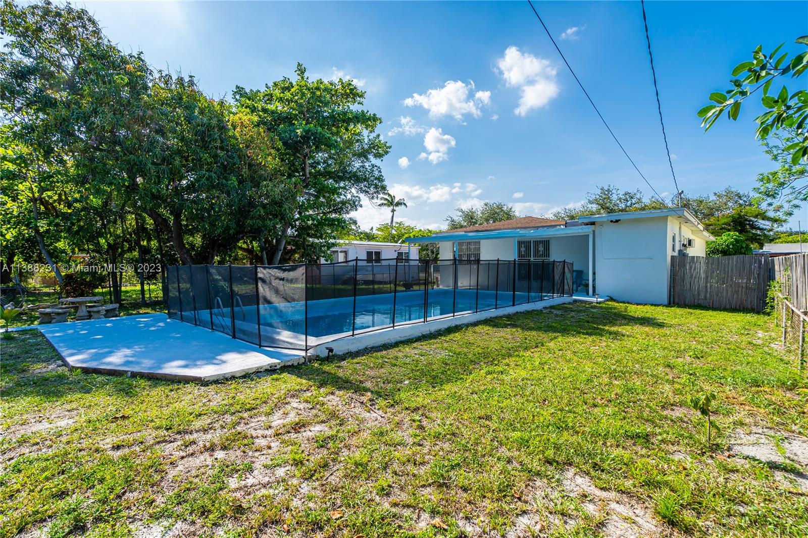1450 NW 127th St