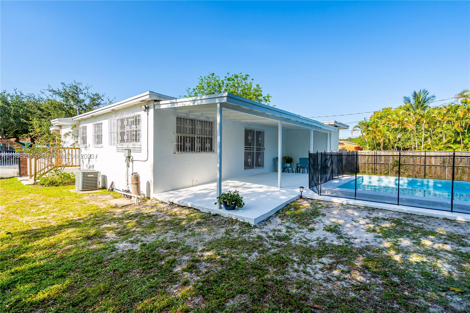 1450 NW 127th St
