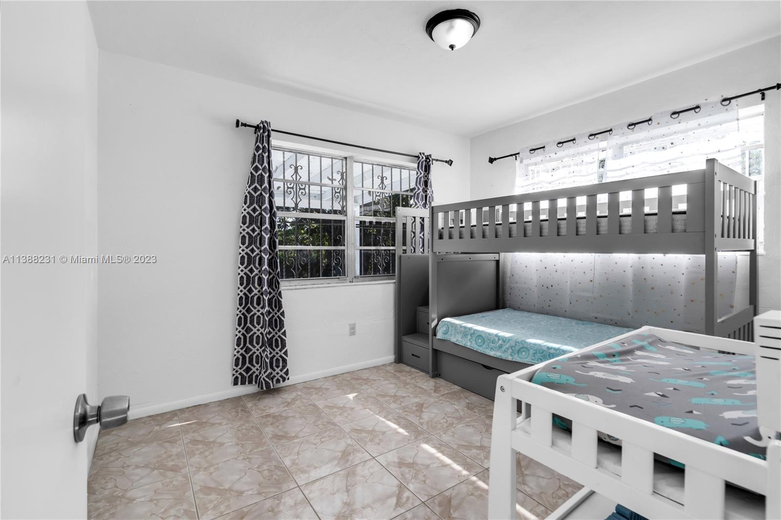 1450 NW 127th St